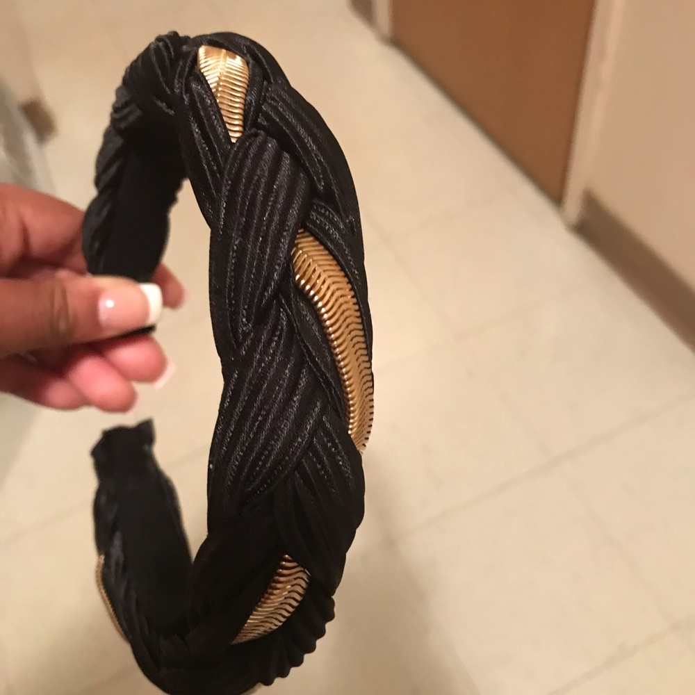 Headband brand new never worn